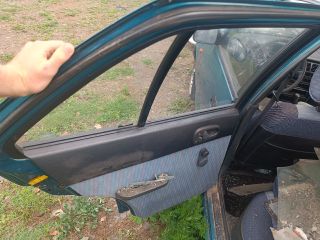 bontott SUZUKI SWIFT II Csomagtér Nyitó Kar / Gomb