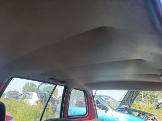 bontott SUZUKI SWIFT II Csomagtérajtó Kárpit