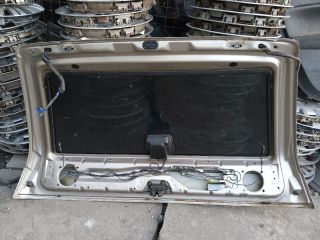 bontott SUZUKI SWIFT II Csomagtérajtó (Részeivel)