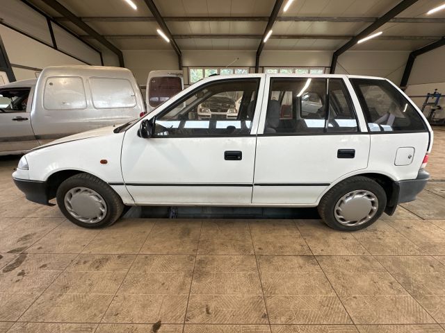 bontott SUZUKI SWIFT II Csomagtérajtó (Üres lemez)