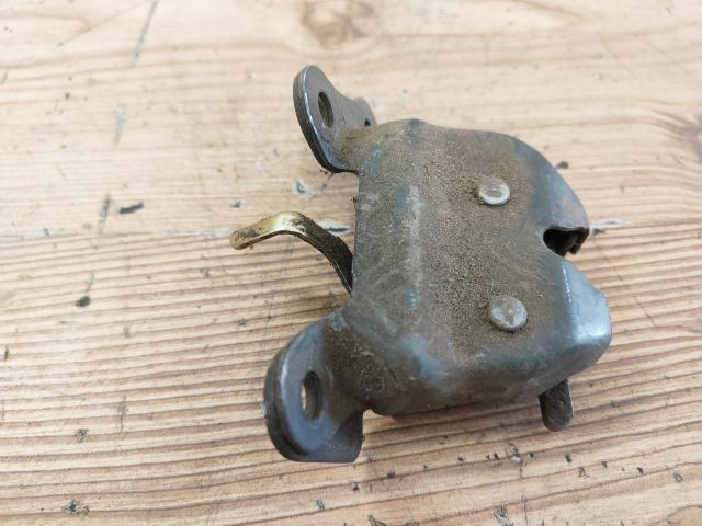 bontott SUZUKI SWIFT II Csomagtérajtó Zárszerkezet