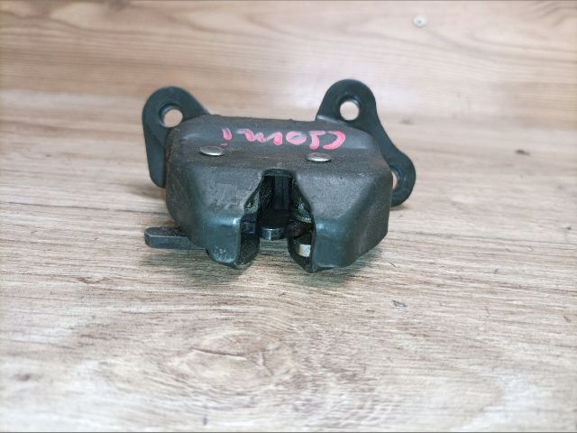 bontott SUZUKI SWIFT II Csomagtérajtó Zárszerkezet