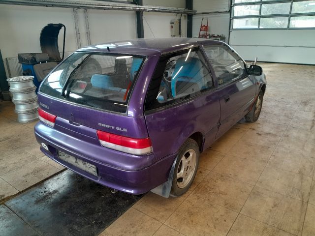 bontott SUZUKI SWIFT II Csomagtérajtó Zárszerkezet