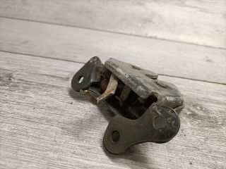 bontott SUZUKI SWIFT II Csomagtérajtó Zárszerkezet