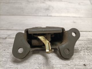 bontott SUZUKI SWIFT II Csomagtérajtó Zárszerkezet