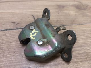 bontott SUZUKI SWIFT II Csomagtérajtó Zárszerkezet