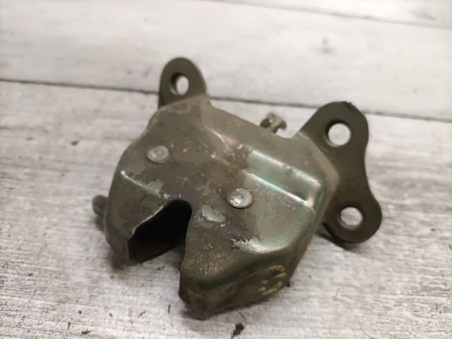 bontott SUZUKI SWIFT II Csomagtérajtó Zárszerkezet