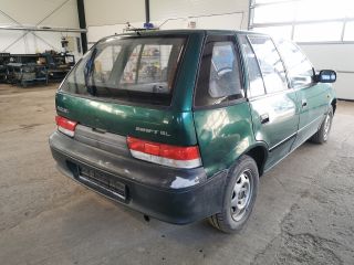 bontott SUZUKI SWIFT II Csomagtérajtó Zárszerkezet