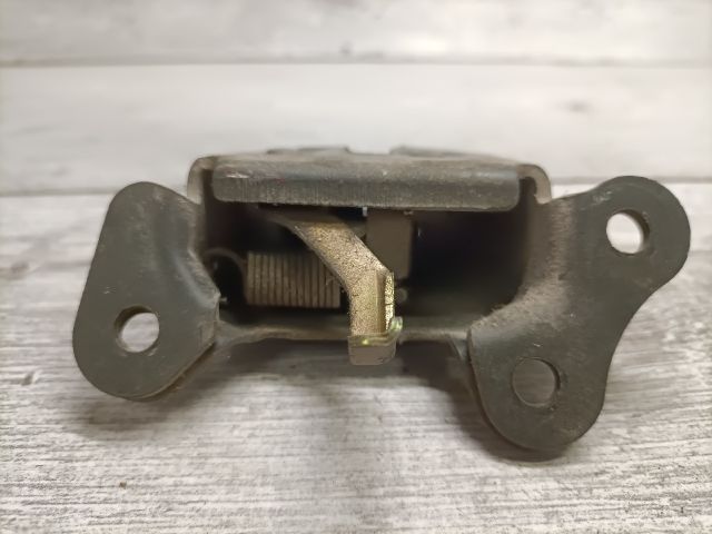 bontott SUZUKI SWIFT II Csomagtérajtó Zárszerkezet