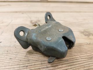 bontott SUZUKI SWIFT II Csomagtérajtó Zárszerkezet