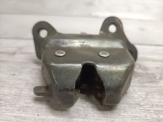 bontott SUZUKI SWIFT II Csomagtérajtó Zárszerkezet