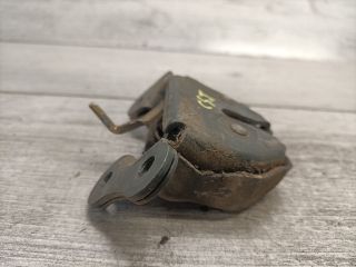 bontott SUZUKI SWIFT II Csomagtérajtó Zárszerkezet