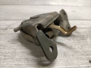 bontott SUZUKI SWIFT II Csomagtérajtó Zárszerkezet