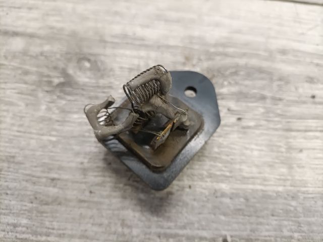 bontott SUZUKI SWIFT II Előtét Ellenállás Fűtőmotor