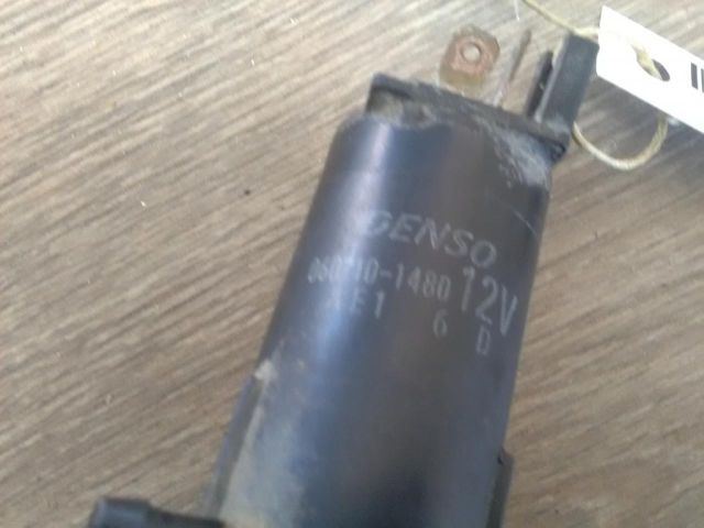 bontott SUZUKI SWIFT II Első Ablakmosó Szivattyú