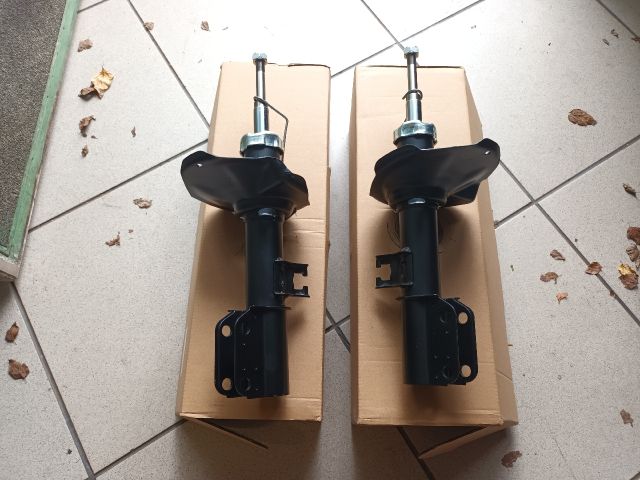 bontott SUZUKI SWIFT II Első Lengéscsillapító (Pozíciófüggetlen)