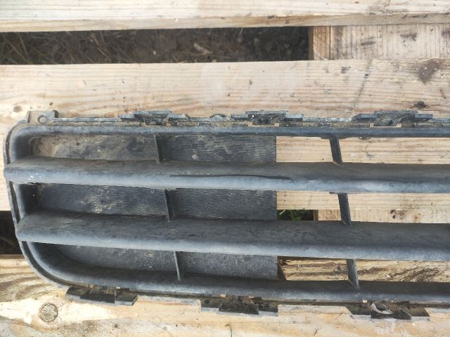 bontott SUZUKI SWIFT II Első Lökhárító Alsó (Műanyag)