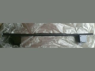 bontott SUZUKI SWIFT II Első Lökhárító Merevítő (Fém)