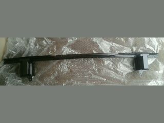 bontott SUZUKI SWIFT II Első Lökhárító Merevítő (Fém)