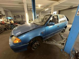 bontott SUZUKI SWIFT II Első Lökhárító (Üresen)