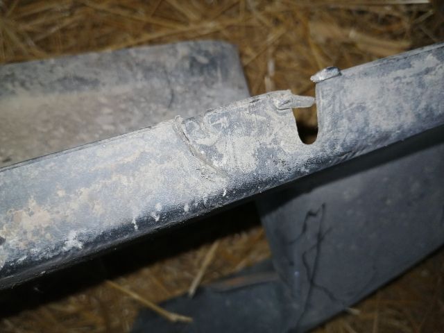 bontott SUZUKI SWIFT II Első Lökhárító (Üresen)