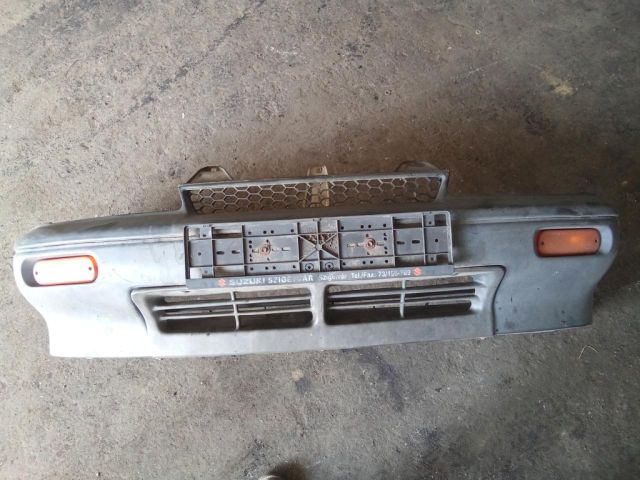 bontott SUZUKI SWIFT II Első Lökhárító (Üresen)