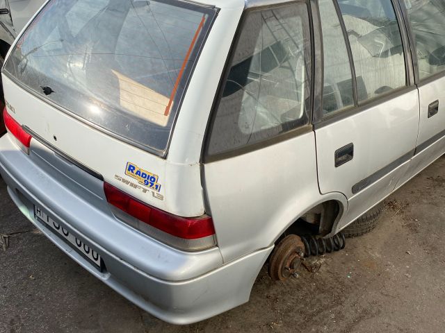 bontott SUZUKI SWIFT II Első Szélvédő Bal Díszléc