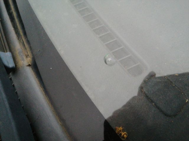 bontott SUZUKI SWIFT II Első Szélvédő