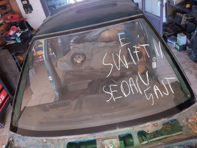 bontott SUZUKI SWIFT II Első Szélvédő