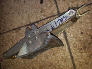 bontott SUZUKI SWIFT II Emelő