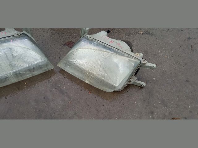 bontott SUZUKI SWIFT II Fényszóró Pár