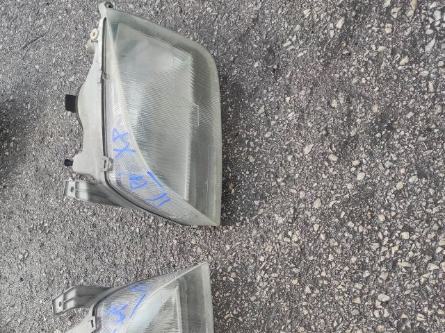 bontott SUZUKI SWIFT II Fényszóró Pár