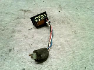 bontott SUZUKI SWIFT II Fényszórómagasság Állító Kapcsoló