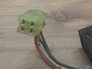 bontott SUZUKI SWIFT II Fényszórómagasság Állító Kapcsoló