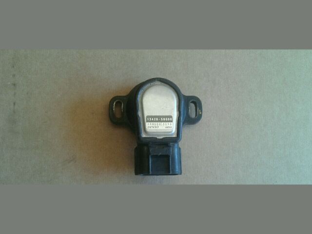 bontott SUZUKI SWIFT II Fojtószelep Jeladó