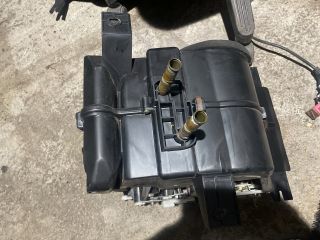 bontott SUZUKI SWIFT II Fűtés Box