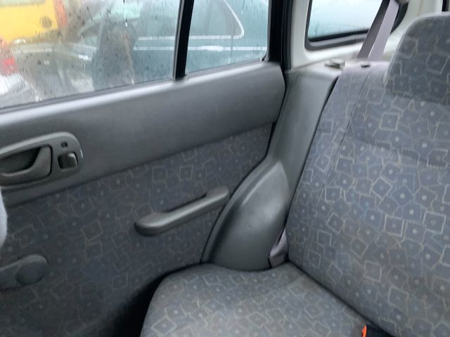 bontott SUZUKI SWIFT II Fűtés Box