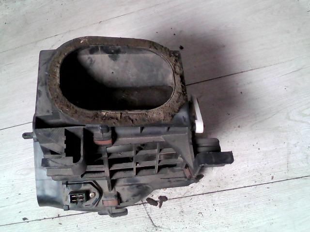 bontott SUZUKI SWIFT II Fűtés Box