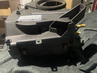 bontott SUZUKI SWIFT II Fűtés Box