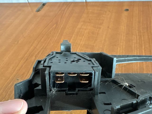 bontott SUZUKI SWIFT II Fűtéskapcsoló (Nem klímás)