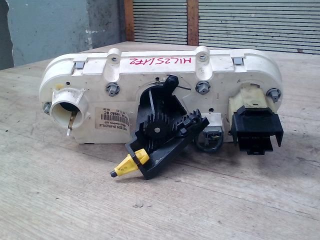 bontott SUZUKI SWIFT II Fűtéskapcsoló