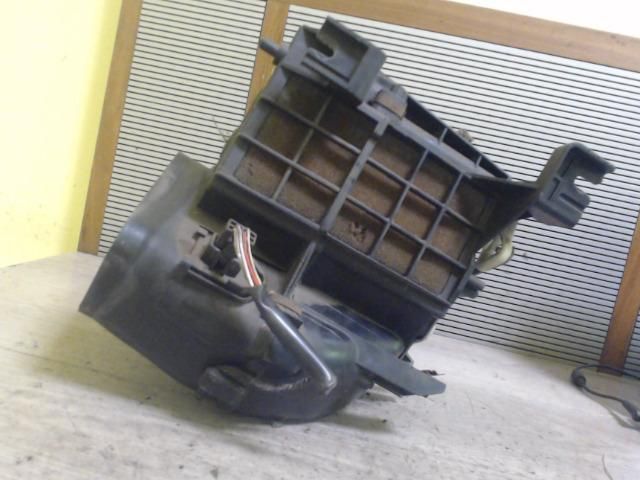 bontott SUZUKI SWIFT II Fűtőmotor (Nem klímás)