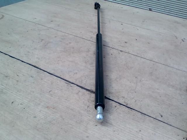 bontott SUZUKI SWIFT II Gázrugós Kitámasztó Teleszkóp Csomagtérajtó Bal