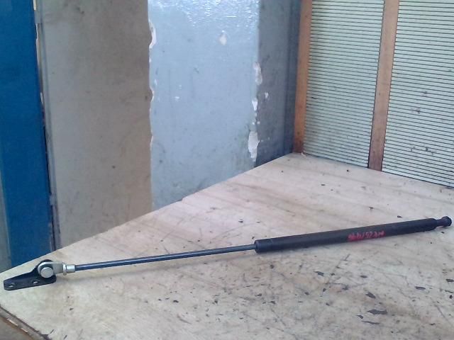 bontott SUZUKI SWIFT II Gázrugós Kitámasztó Teleszkóp Csomagtérajtó Jobb