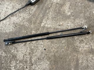 bontott SUZUKI SWIFT II Gázrugós Kitámasztó Teleszkóp Pár Csomagtérajtó