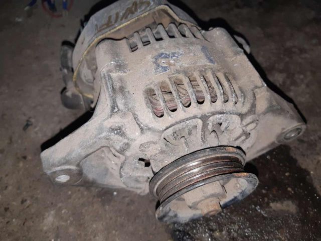bontott SUZUKI SWIFT II Generátor