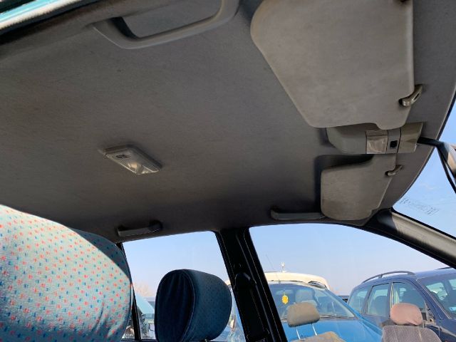 bontott SUZUKI SWIFT II Gyújtáskapcsoló Ház