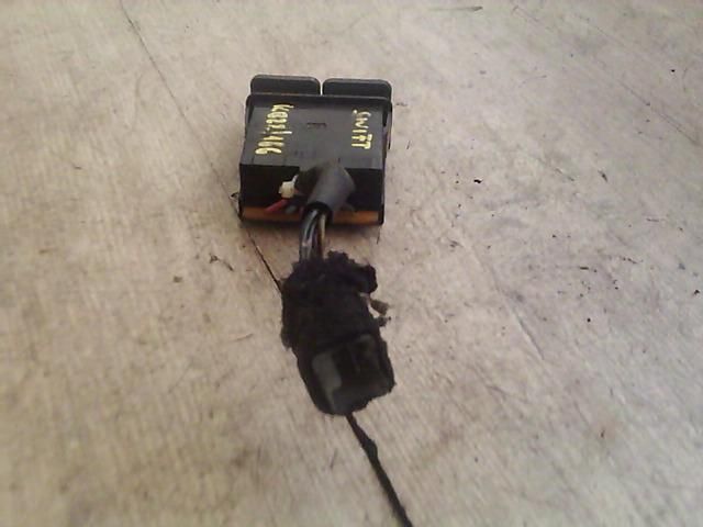 bontott SUZUKI SWIFT II Hátsó Ablakmosó Kapcsoló