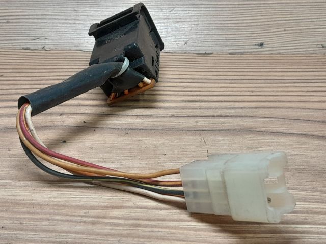 bontott SUZUKI SWIFT II Hátsó Ablaktörlő Kapcsoló