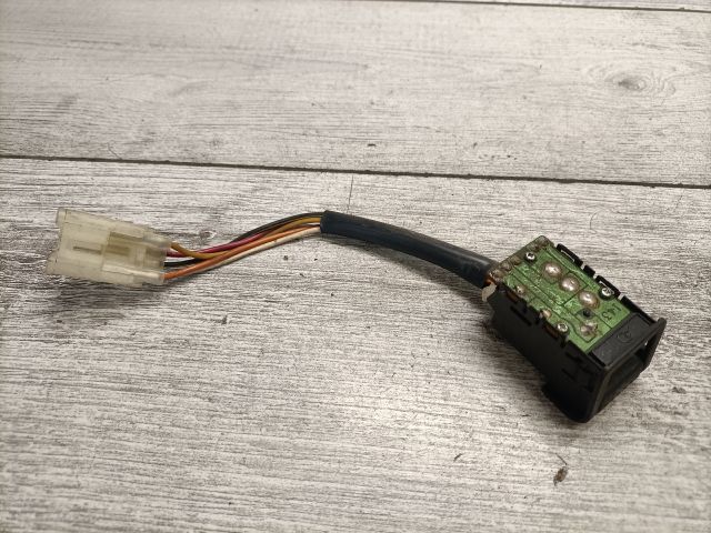 bontott SUZUKI SWIFT II Hátsó Ablaktörlő Kapcsoló